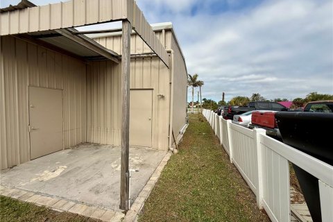 Immobilier commercial à vendre à Punta Gorda, Floride: 208.66 m2 № 1525050 - photo 30