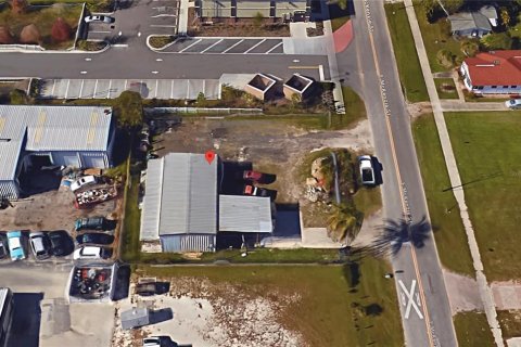 Immobilier commercial à vendre à Punta Gorda, Floride: 208.66 m2 № 1525050 - photo 13