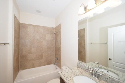 Casa en alquiler en Sarasota, Florida, 3 dormitorios, 150.87 m2 № 1916374 - foto 10
