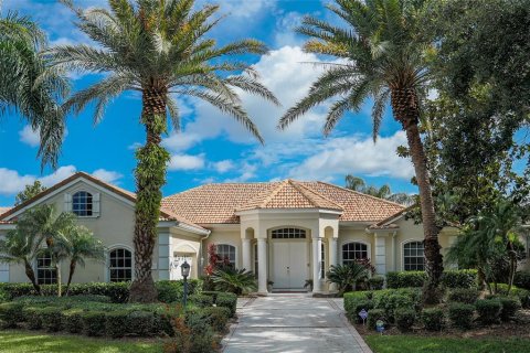 Casa en alquiler en University Park, Florida, 4 dormitorios, 264.4 m2 № 1536460 - foto 1