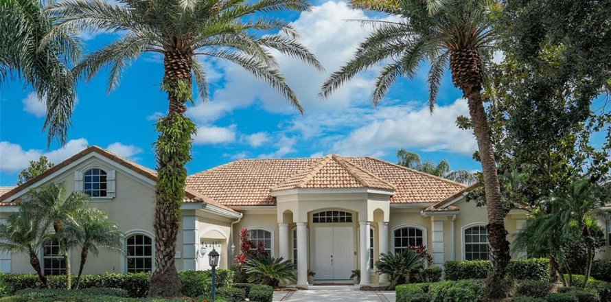 Casa en University Park, Florida 4 dormitorios, 264.4 m2 № 1536460