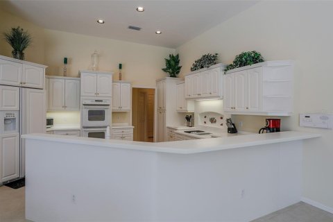 Casa en alquiler en University Park, Florida, 4 dormitorios, 264.4 m2 № 1536460 - foto 14