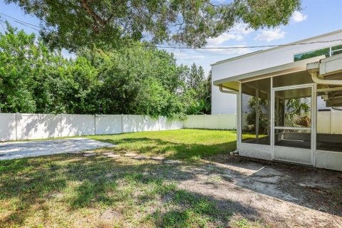 Снять в аренду виллу или дом в Тампа, Флорида 6 комнат, 130.43м2, № 1910791 - фото 27