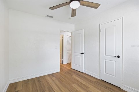 Снять в аренду виллу или дом в Тампа, Флорида 6 комнат, 130.43м2, № 1910791 - фото 22