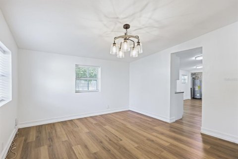 Снять в аренду виллу или дом в Тампа, Флорида 6 комнат, 130.43м2, № 1910791 - фото 8