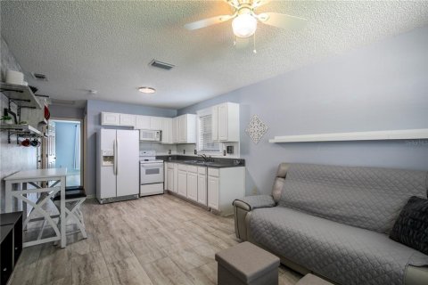 Villa ou maison à vendre à Leesburg, Floride: 1 chambre, 54.63 m2 № 1918676 - photo 4