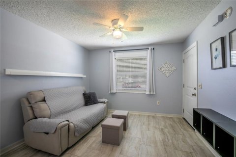 Villa ou maison à vendre à Leesburg, Floride: 1 chambre, 54.63 m2 № 1918676 - photo 5