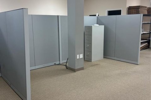 Commercial property in Largo, Florida 321.07 sq.m. № 2367305 - photo 24