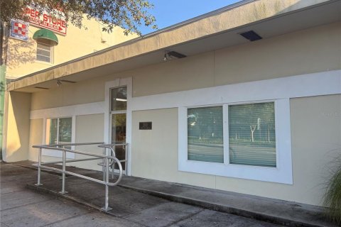Commercial property in Largo, Florida 321.07 sq.m. № 2367305 - photo 2