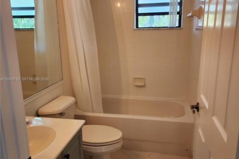 Condo in Coconut Creek, Florida, 3 bedrooms  № 2068331 - photo 11