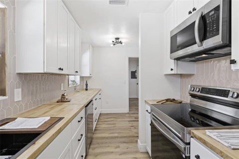 Casa en venta en Trenton, Florida, 3 dormitorios, 168.8 m2 № 2156165 - foto 12