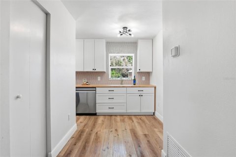 Casa en venta en Trenton, Florida, 3 dormitorios, 168.8 m2 № 2156165 - foto 13