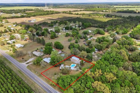Casa en Trenton, Florida 3 dormitorios, 168.8 m2 № 2156165