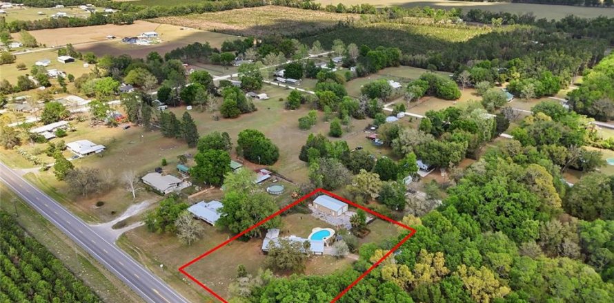 Casa en Trenton, Florida 3 dormitorios, 168.8 m2 № 2156165