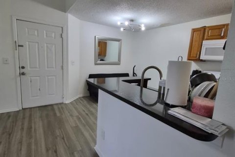 Copropriété à louer à Kissimmee, Floride: 2 chambres, 80.82 m2 № 2166401 - photo 6