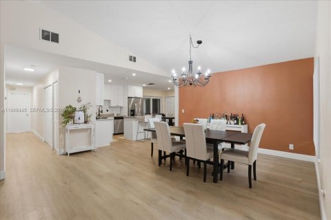 Купить виллу или дом в Дейви, Флорида 3 спальни, 169.55м2, № 2006491 - фото 7