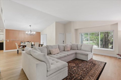 Купить виллу или дом в Дейви, Флорида 3 спальни, 169.55м2, № 2006491 - фото 6