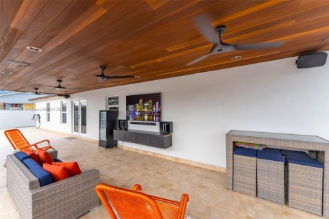 House in Homestead, Florida 4 bedrooms, 123.93 sq.m. № 1971193 - photo 28