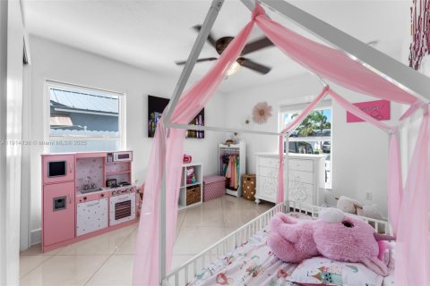 House in Homestead, Florida 4 bedrooms, 123.93 sq.m. № 1971193 - photo 15