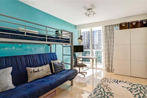 Купить кондоминиум в Санни-Айлс-Бич, Флорида 2 спальни, 126.07м2, № 1970266 - фото 25
