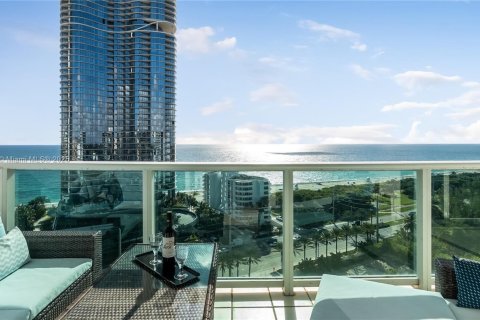 Купить кондоминиум в Санни-Айлс-Бич, Флорида 2 спальни, 126.07м2, № 1970266 - фото 3