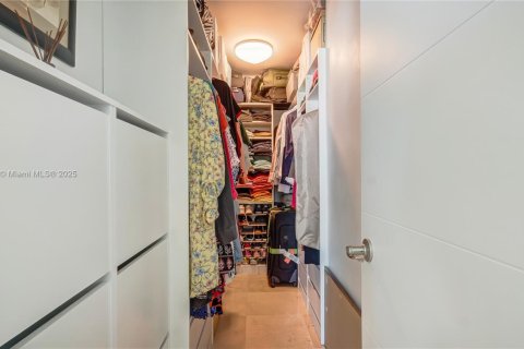 Купить кондоминиум в Санни-Айлс-Бич, Флорида 2 спальни, 126.07м2, № 1970266 - фото 18