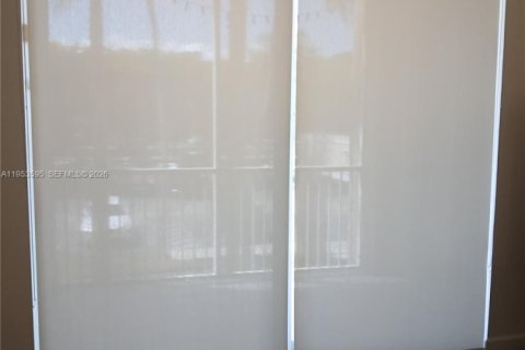 Condominio en venta en Doral, Florida, 3 dormitorios, 135.64 m2 № 2054794 - foto 8