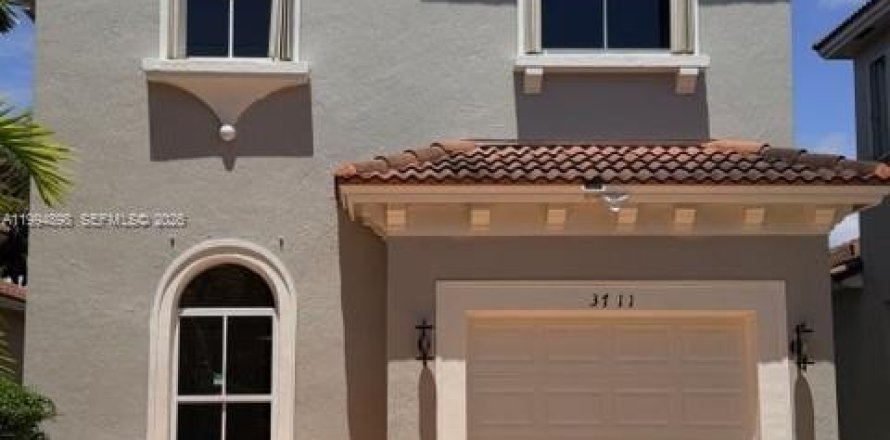 Villa ou maison à Homestead, Floride 4 chambres, 192.87 m2 № 2064003