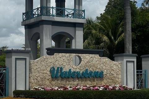 Villa ou maison à louer à Homestead, Floride: 4 chambres, 192.87 m2 № 2064003 - photo 12