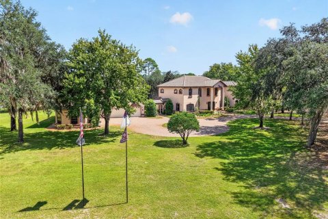 Villa ou maison à vendre à Interlachen, Floride: 6 chambres, 629.88 m2 № 2402938 - photo 11