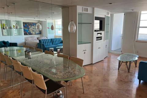 Copropriété à louer à Miami Beach, Floride: 51.1 m2 № 1763908 - photo 14