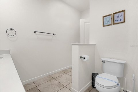 Townhouse in Kissimmee, Florida 2 bedrooms, 125.42 sq.m. № 2143889 - photo 16