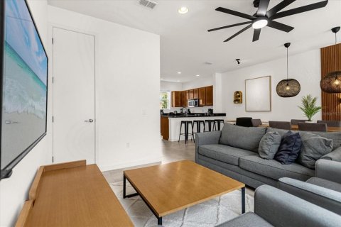 Townhouse in Kissimmee, Florida 2 bedrooms, 125.42 sq.m. № 2143889 - photo 8