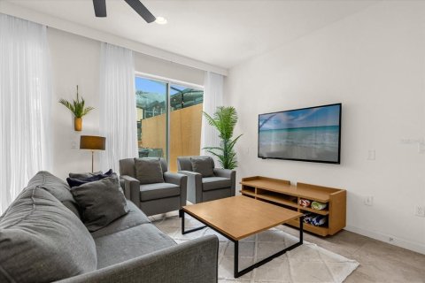 Townhouse in Kissimmee, Florida 2 bedrooms, 125.42 sq.m. № 2143889 - photo 7