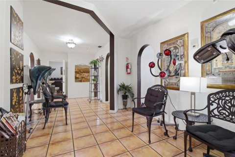 Commercial property in Tampa, Florida 235.23 sq.m. № 2101545 - photo 16