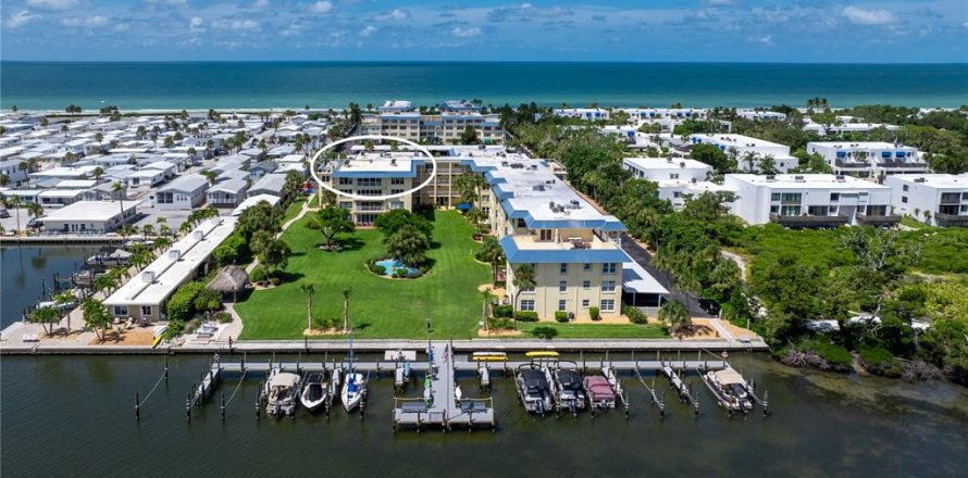 Condo in Longboat Key, Florida, 3 bedrooms № 2391299