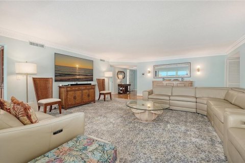 Condo in Longboat Key, Florida, 3 bedrooms № 2391299 - photo 10