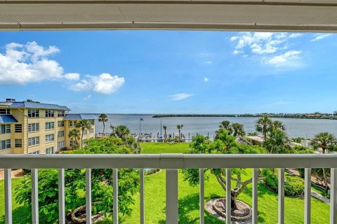 Condo in Longboat Key, Florida, 3 bedrooms № 2391299 - photo 12