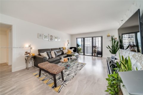 Copropriété à vendre à Hollywood, Floride: 2 chambres, 145.86 m2 № 2048016 - photo 7