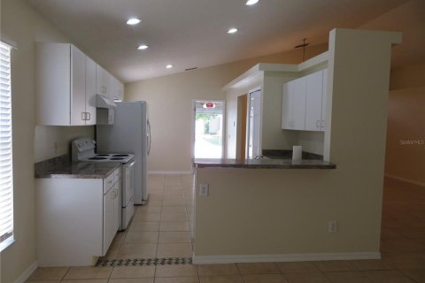 Casa en alquiler en Davenport, Florida, 4 dormitorios, 153.66 m2 № 1917881 - foto 9