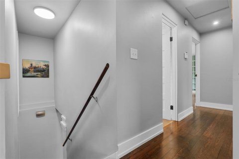House in Orlando, Florida 4 bedrooms, 177.07 sq.m. № 1836855 - photo 20