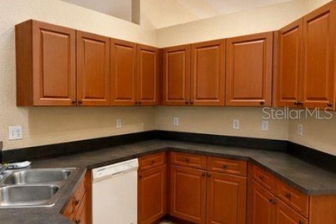 Villa ou maison à vendre à Poinciana, Floride: 3 chambres, 175.4 m2 № 2207436 - photo 15