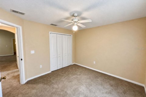Villa ou maison à vendre à Poinciana, Floride: 3 chambres, 175.4 m2 № 2207436 - photo 11