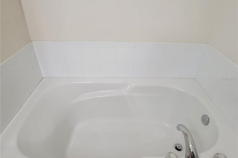 Adosado en alquiler en DeLand, Florida, 3 dormitorios, 176.24 m2 № 1893614 - foto 13