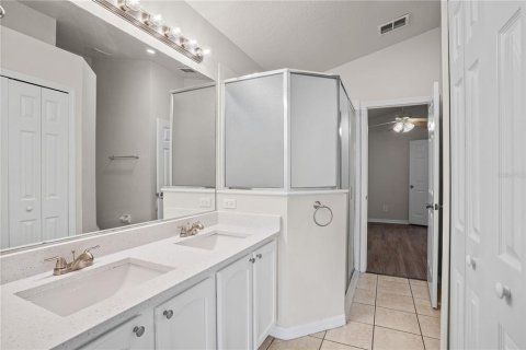 House in DeLand, Florida 4 bedrooms, 144.93 sq.m. № 1901893 - photo 20