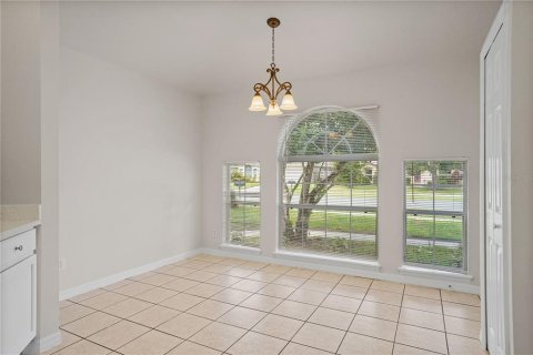 House in DeLand, Florida 4 bedrooms, 144.93 sq.m. № 1901893 - photo 14