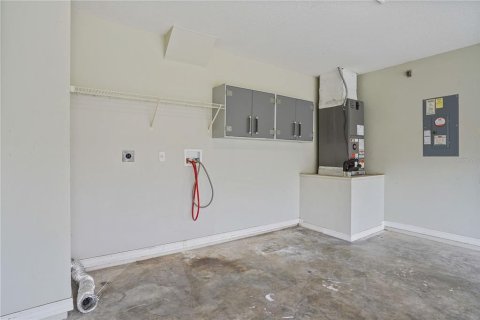 House in DeLand, Florida 4 bedrooms, 144.93 sq.m. № 1901893 - photo 28