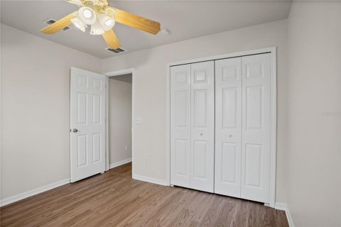 House in DeLand, Florida 4 bedrooms, 144.93 sq.m. № 1901893 - photo 24
