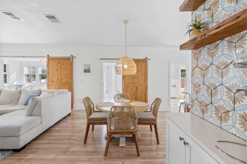 Villa ou maison à vendre à Tampa, Floride: 4 chambres, 131.55 m2 № 2418391 - photo 13