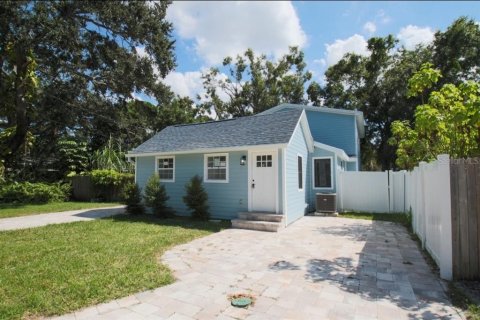 Villa ou maison à vendre à Pinellas Park, Floride: 4 chambres, 167.78 m2 № 1916688 - photo 1